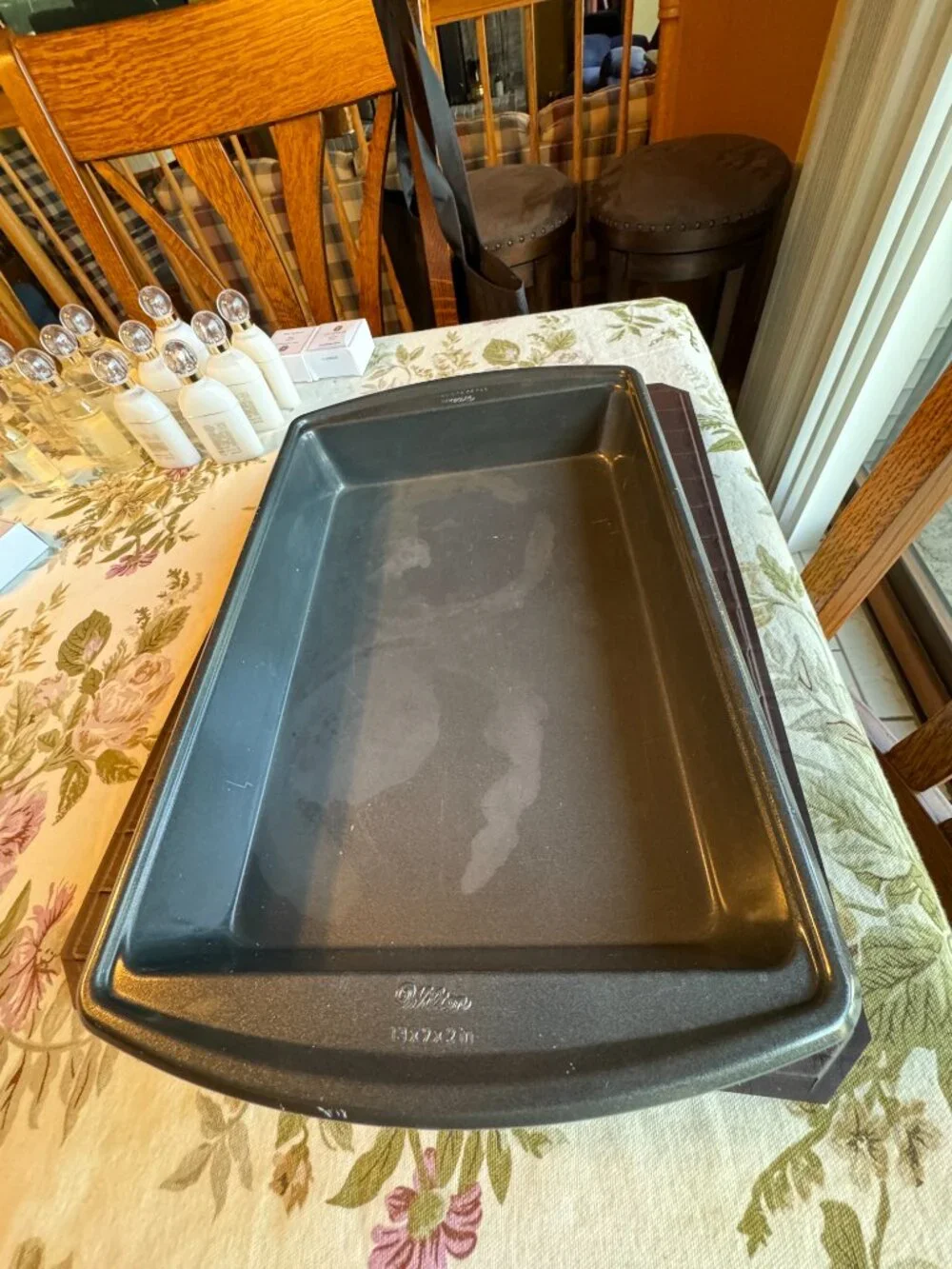 Wilton Non-Stick Rectangle Non-Stick Cake Pan 12 x 9 x 2
